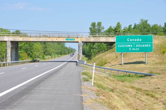 Aproximando-se da fronteira. O Canadá é logo ali!